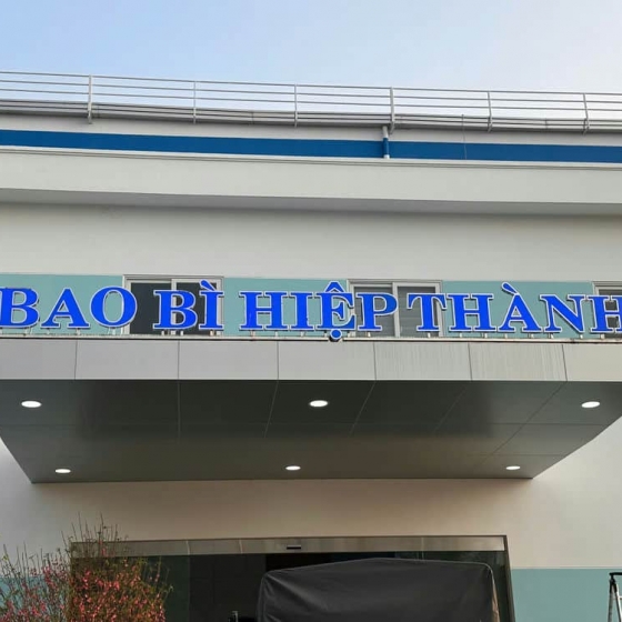 Thi công lắp đặt chữ inox, bảng led Bao Bì Hiệp Thành | Phú Mỹ