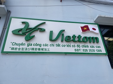 làm chữ nổi mica long thành