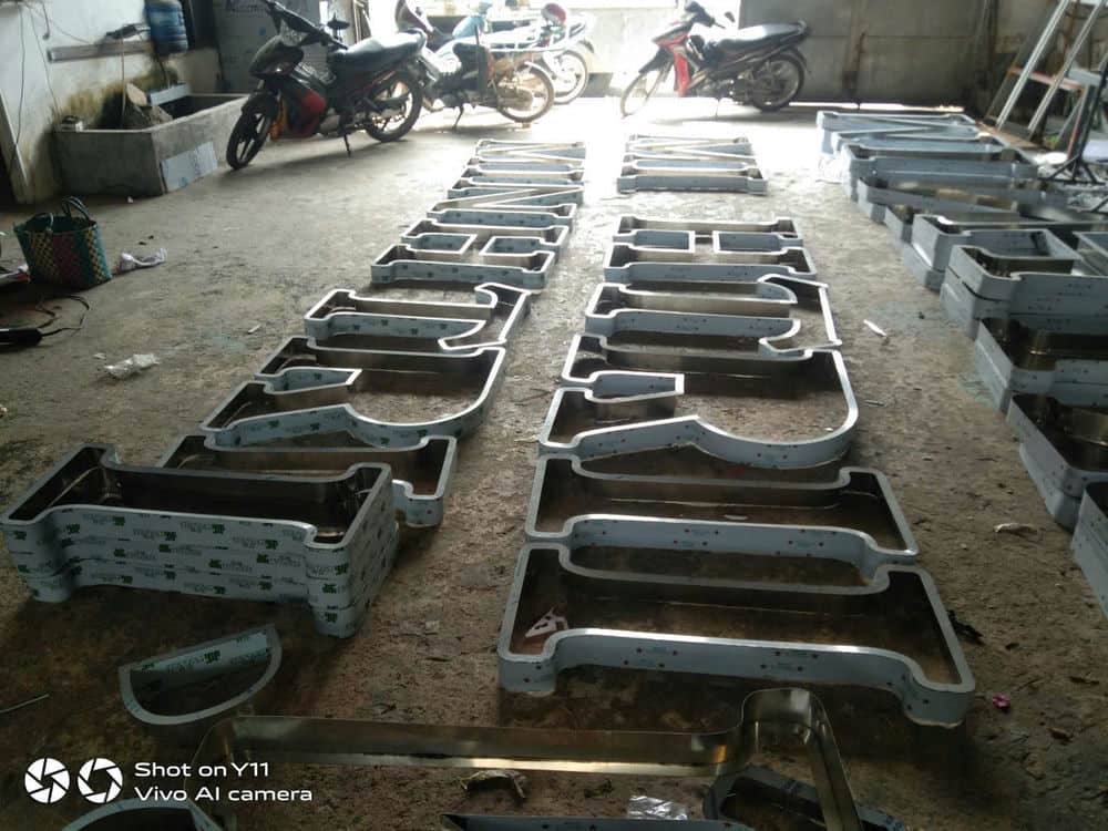 Gia công chữ inox giá rẻ - chuyên ngiệp tại Nguyễn Gia Phát
