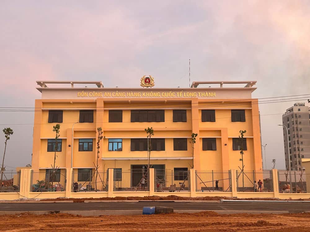 Làm bảng hiệu trọn gói, giá rẻ tphcm