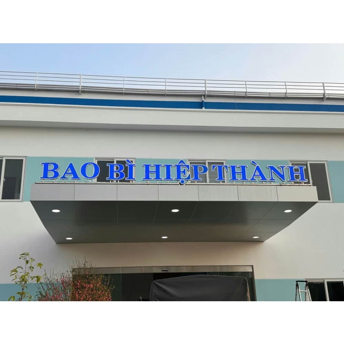 Thi công lắp đặt chữ inox, bảng led Bao Bì Hiệp Thành | Phú Mỹ