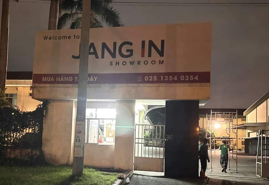 Làm bảng hiệu Long Thành 6/2024 8 Làm bảng hiệu long thành 6/2024