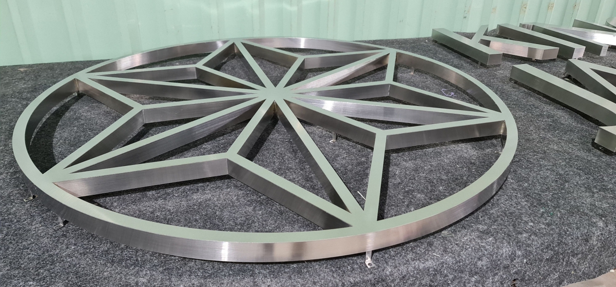 Dịch vụ gia công chữ inox tại Biên Hòa Đồng Nai 5 làm logo inox tại biên hòa
